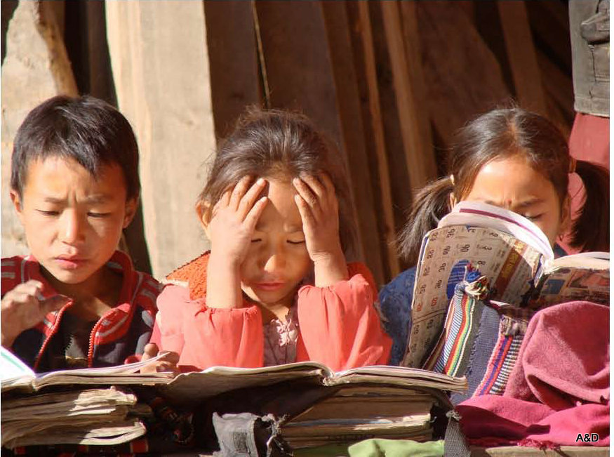 Siliguri, West Bengal, Inde - Construction d'une école pour la culture himalayenne